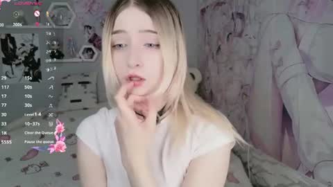 Megan  online show from June 25, 1:15 pm
