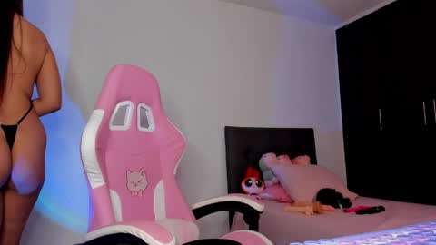 Megan online show from June 5, 9:09 pm