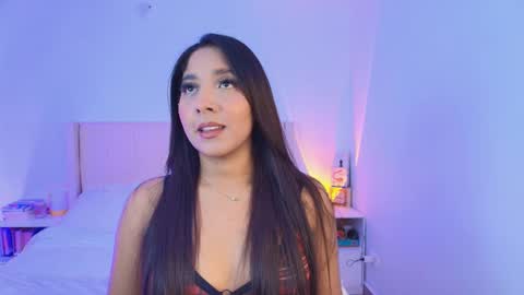 Snapshot of megan_ale chatting on November 7, 9:48 pm megan ale online show from November 7, 9:48 pm