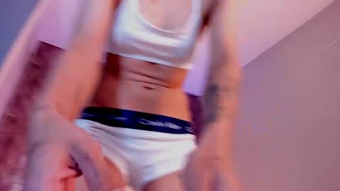 Snapshot of megan_and_clohe chatting on December 14, 7:46 pm M E G A N online show from December 14, 7:46 pm