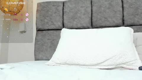  MEGAN online show from January 7, 3:12 pm
