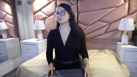 Megan3 online show from October 8, 6:49 pm