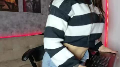Megan Bluee online show from July 1, 2:46 am