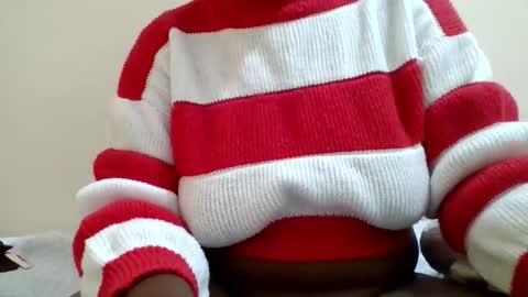 Snapshot of megan_bright2 chatting on December 2, 4:18 am megan_bright2 online show from December 2, 4:18 am