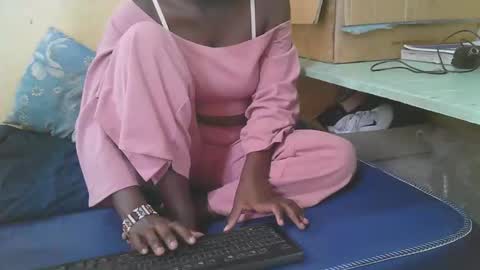 megan_bright2 online show from February 5, 11:37 am