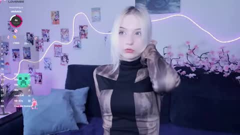 Megan and Anna online show from December 14, 7:07 pm