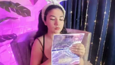     online show from June 11, 1:31 pm