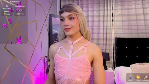 megan do santos online show from November 5, 8:53 pm