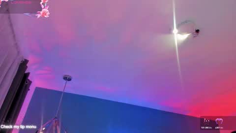    online show from September 21, 2:13 am