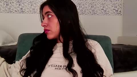 Snapshot of megan_lof chatting on October 22, 3:12 pm Megan online show from October 22, 3:12 pm