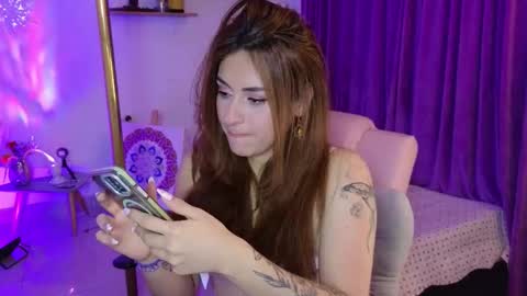                 Laura                 online show from March 21, 11:30 pm