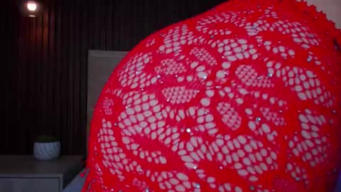 M E G A N online show from December 13, 7:53 pm