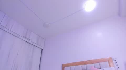 megan online show from November 21, 3:05 am