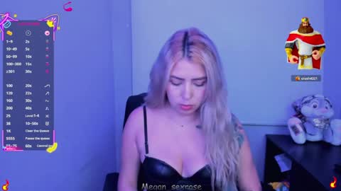 Snapshot of megan_sexrose chatting on April 7, 4:35 am Megan rose online show from April 7, 4:35 am