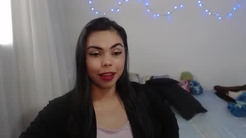 Snapshot of megan_shadow chatting on February 9, 8:02 pm Megan Shadow online show from February 9, 8:02 pm