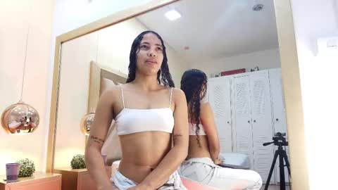 Megan Siner online show from October 25, 12:13 pm