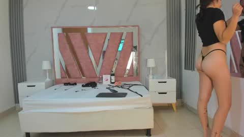 Megan Sweet online show from December 21, 7:43 pm