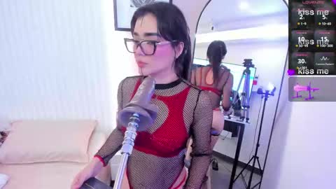 megan online show from January 14, 12:44 pm