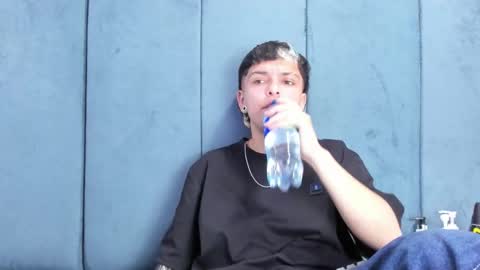 megan_thompsonn_ online show from June 4, 2:39 am