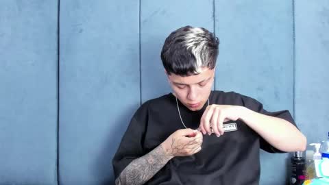 megan_thompsonn_ online show from June 5, 7:47 am