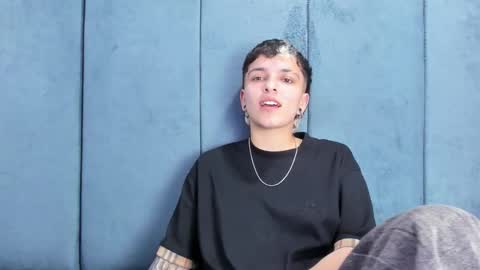 megan_thompsonn_ online show from June 11, 2:53 am