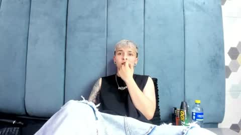 megan_thompsonn_ online show from July 28, 3:02 am