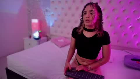 Snapshot of megan_tower chatting on September 15, 10:54 pm megan_tower online show from September 15, 10:54 pm