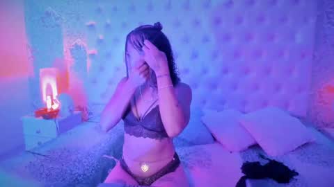 Snapshot of megan_tower chatting on September 19, 7:14 pm megan_tower online show from September 19, 7:14 pm