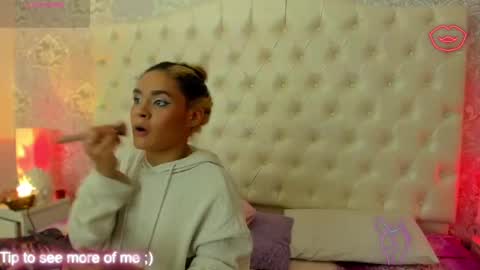 Snapshot of megan_tower chatting on September 30, 7:08 pm megan_tower online show from September 30, 7:08 pm