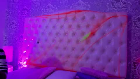 Snapshot of megan_tower chatting on October 21, 7:25 pm megan_tower online show from October 21, 7:25 pm