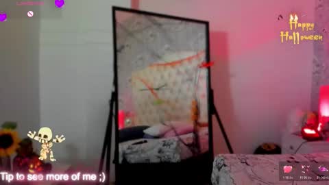 Snapshot of megan_tower chatting on October 31, 6:09 pm megan_tower online show from October 31, 6:09 pm