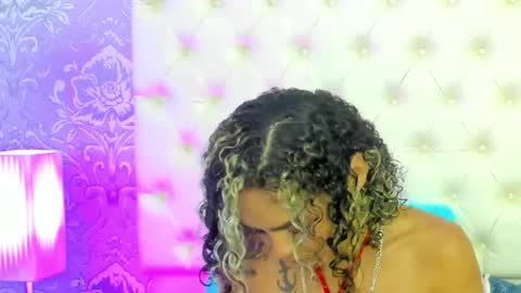 Snapshot of megan_tower chatting on March 10, 8:36 pm megan_tower online show from March 10, 8:36 pm