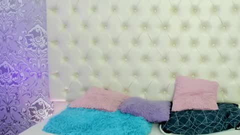 Snapshot of megan_tower chatting on March 19, 8:02 pm megan_tower online show from March 19, 8:02 pm