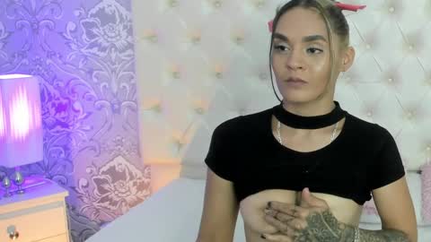 Snapshot of megan_tower chatting on March 30, 9:49 pm megan_tower online show from March 30, 9:49 pm