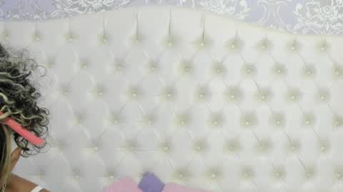 Snapshot of megan_tower chatting on April 4, 7:22 pm megan_tower online show from April 4, 7:22 pm