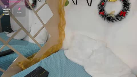 Megan online show from December 2, 1:02 pm
