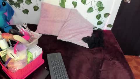 Megan online show from December 4, 12:14 pm