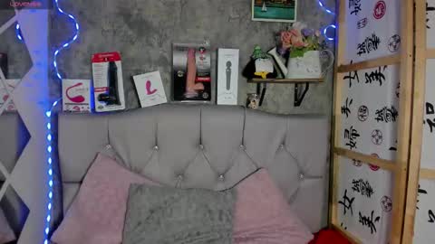 Megan online show from September 12, 11:32 am