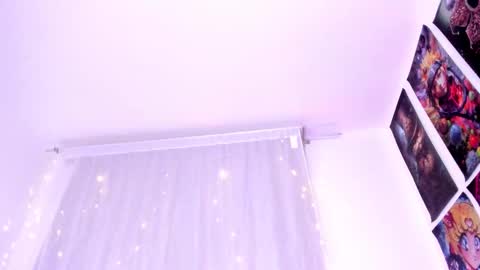 Snapshot of megan_yagami chatting on December 18, 3:01 am Megan online show from December 18, 3:01 am