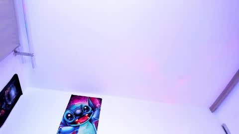 Snapshot of megan_yagami chatting on April 23, 2:13 am Megan online show from April 23, 2:13 am