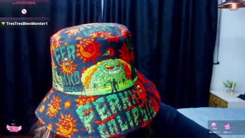 Snapshot of meganadriels96 chatting on December 2, 11:51 pm M E G A N   online show from December 2, 11:51 pm