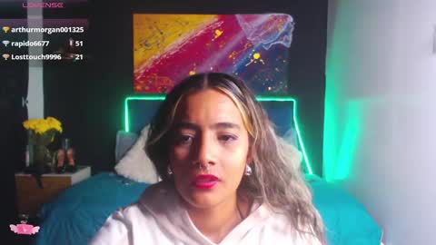 Snapshot of meganadriels96 chatting on December 24, 10:22 am M E G A N   online show from December 24, 10:22 am