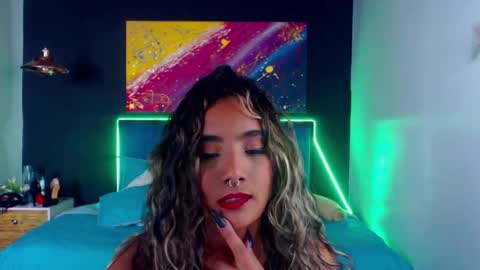 Snapshot of meganadriels96 chatting on January 30, 10:19 pm M E G A N   online show from January 30, 10:19 pm