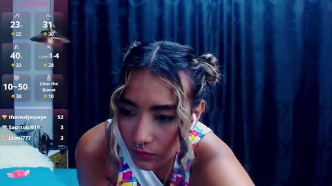 Snapshot of meganadriels96 chatting on February 6, 12:43 am M E G A N   online show from February 6, 12:43 am