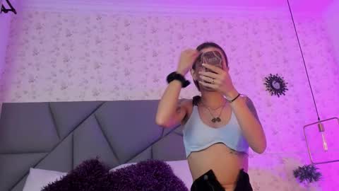 meganandtayler online show from November 15, 12:13 pm