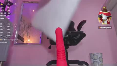 Megan  online show from December 5, 3:39 pm