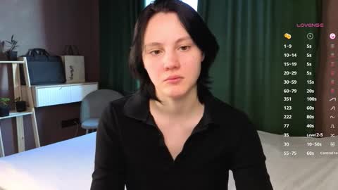 Snapshot of megancooks chatting on October 31, 5:08 am Michelle online show from October 31, 5:08 am