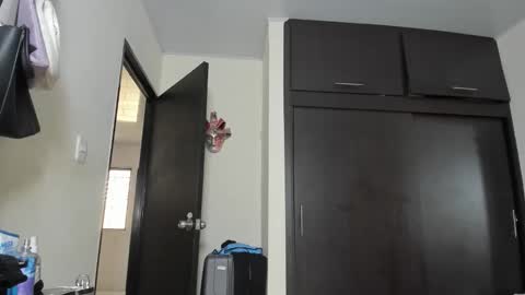Snapshot of meganhotxx2 chatting on April 22, 2:29 pm megan online show from April 22, 2:29 pm