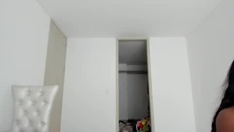 meganmir1 online show from October 17, 2:52 pm