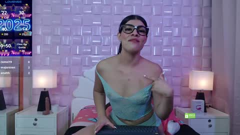 MeganM online show from January 2, 6:12 pm